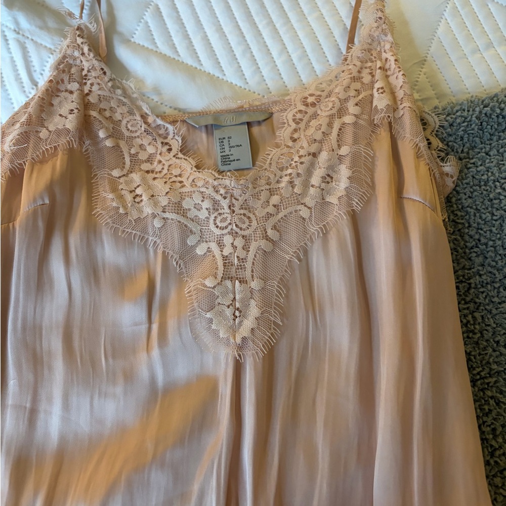 H&M Blush Pink Lace-Trim Satin Chemise - Picture 2 of 3